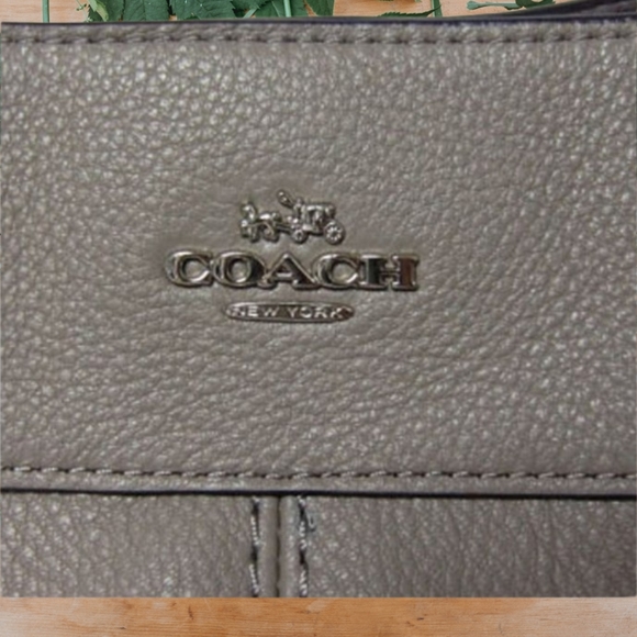 Coach gray pebbled carryall - Picture 7 of 10